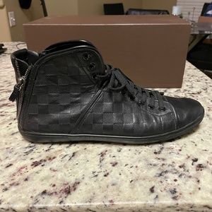 Louis Vuitton Mens Damier High Top Shoe size 10